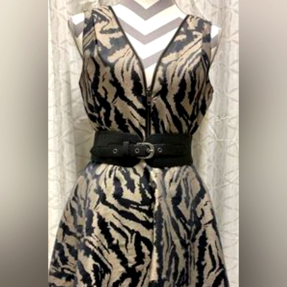 Authentic Gorgeous Bebe dress sz  S